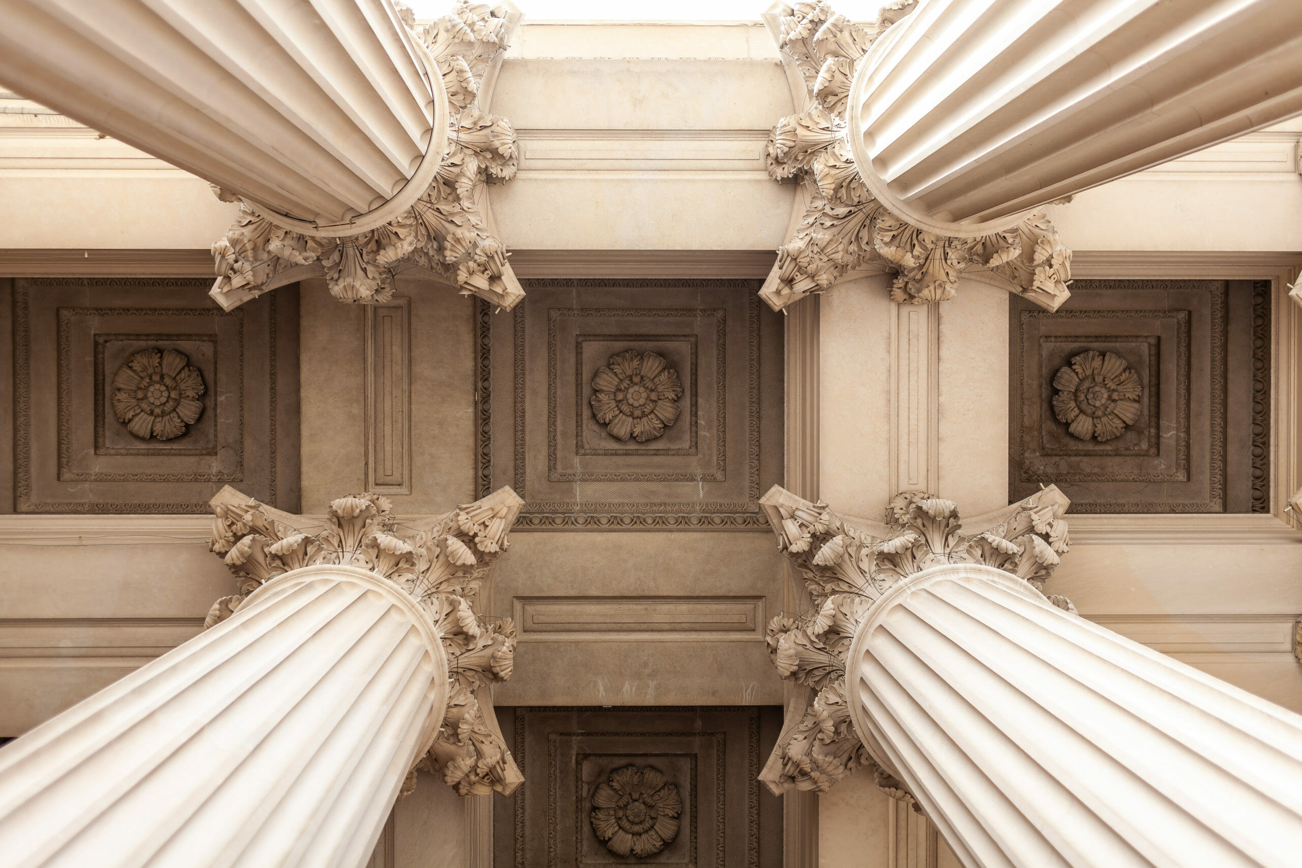 Court,House,Or,Museum,Pillars,Or,Columns,Looking,Straight,Up